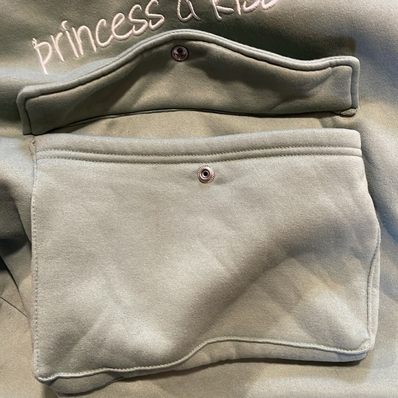 GREEN FROG SWEATSHIRT (S) - Picture 10 of 10